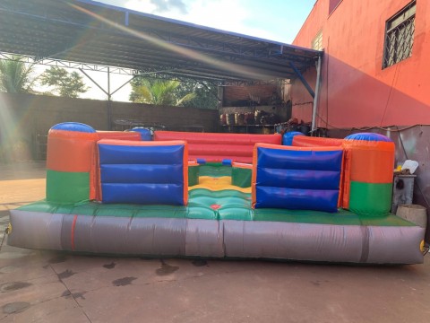 Reforma de brinquedo inflável